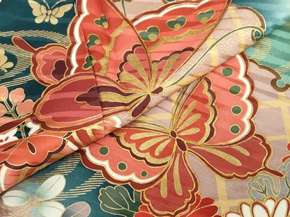 平和屋着物●豪華振袖　雪輪花蝶文　暈し染め　金彩　正絹　逸品　DABF1239ud