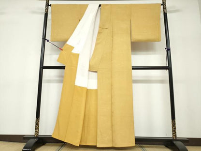 平和屋着物●上質な色無地　舞花地紋　山吹茶色　正絹　逸品　DABF1248ud