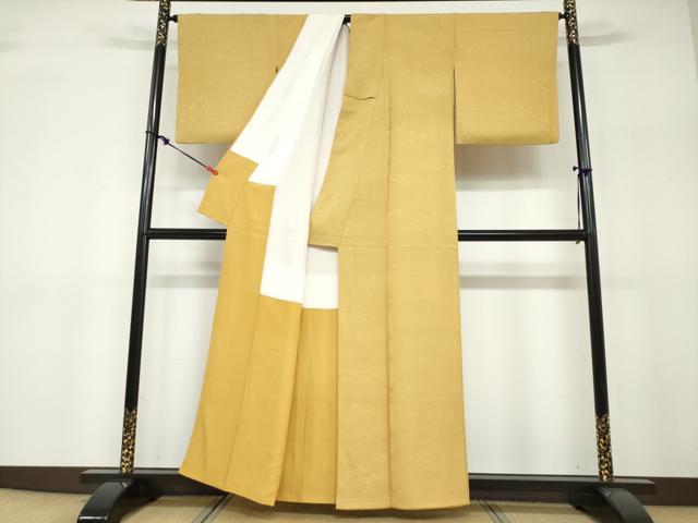 平和屋着物●上質な色無地　舞花地紋　山吹茶色　正絹　逸品　DABF1248ud