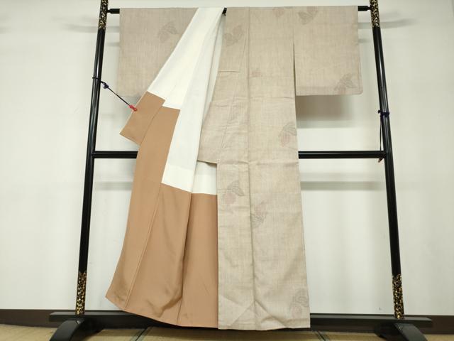 平和屋着物●本場結城紬　重要無形文化財　80亀甲　舞蝶文　正絹　逸品　DABF1251ud