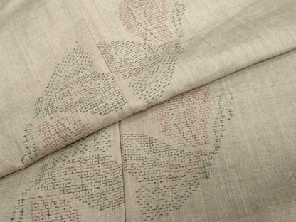 平和屋着物●本場結城紬　重要無形文化財　80亀甲　舞蝶文　正絹　逸品　DABF1251ud