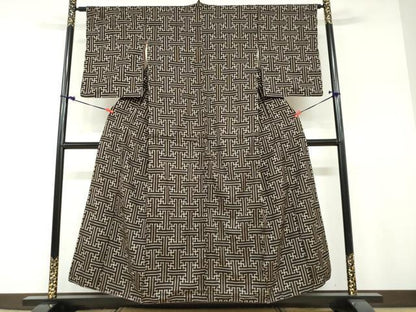 平和屋着物●本場大島紬　龍郷絣　秋名バラ　正絹　逸品　DABF1254ud