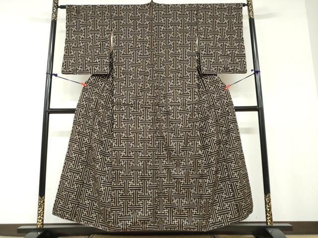 平和屋着物●本場大島紬　龍郷絣　秋名バラ　正絹　逸品　DABF1254ud