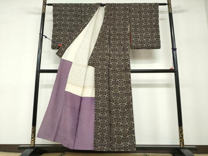 平和屋着物●本場大島紬　龍郷絣　秋名バラ　正絹　逸品　DABF1254ud