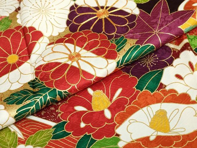 平和屋着物●小振袖　二尺袖　背抜き仕立て　駒刺繍　吉祥草花文　金彩　正絹　逸品　DABF1255ud