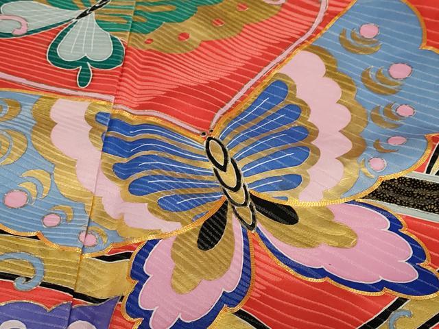 平和屋着物●本手描友禅作家　秋山章　振袖　駒刺繍　舞蝶文　金彩　正絹　逸品　DABF1263ud