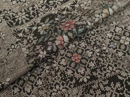 平和屋着物●本場大島紬　7マルキ　草花文　正絹　逸品　DABF1271ud