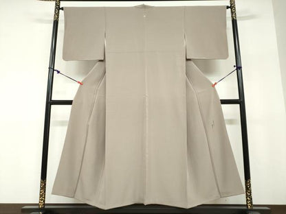 平和屋着物●上質な色無地　伝統工芸士　淳子　胡桃染色　正絹　逸品　DABF1282ud