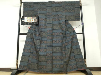 平和屋着物●都喜ヱ門　本場大島紬　泥染　美の喝采　証紙付き　藤絹織物謹製　正絹　逸品　未使用　DABF1309ud