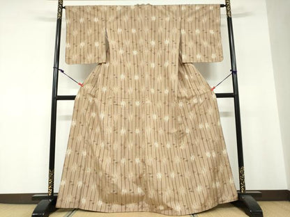 平和屋着物●上質な紬　絣文様　反端付き　正絹　逸品　未使用　DABF1310ud