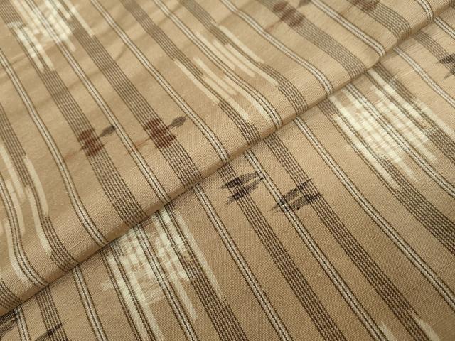 平和屋着物●上質な紬　絣文様　反端付き　正絹　逸品　未使用　DABF1310ud
