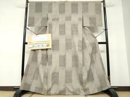 平和屋着物●池田重子コレクション　本場結城紬　重要無形文化財　市松　奥順織物謹製　鑑定証付き　正絹　逸品　DABF1319ud