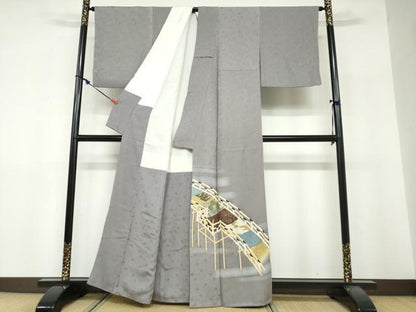 平和屋着物●ファッションデザイナー 花井幸子　色留袖　刺繍　流水渡橋草花文　金彩　正絹　逸品　DABF1353ud