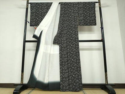 平和屋着物●上質な小紋 刷毛引染 墨彩洒落小紋 つくし 黒地 反端付き 正絹 逸品 DABF1365ud