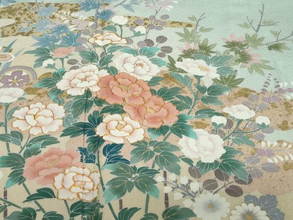 平和屋着物●訪問着　作家物　駒刺繍　雲取り草花文　暈し染め　金彩　正絹　逸品　DABF1370ud