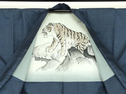 平和屋着物●男性　本場大島紬　アンサンブル　長羽織　100亀甲　総詰め　羽裏：虎　正絹　逸品　未使用　DABF1388ud