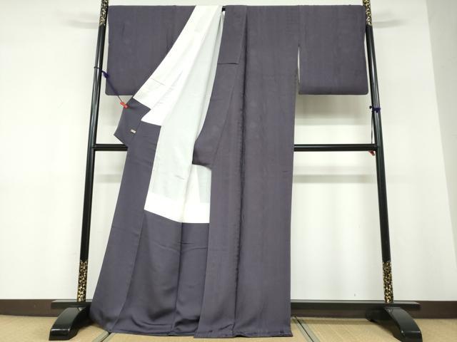 平和屋着物●花瑞鳳 色無地 寿光織 桐竹鳳凰文 深紫色 さが美扱い 反端付き 正絹 逸品 DABF1423ud