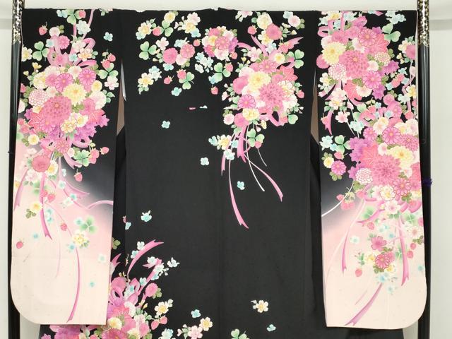 平和屋着物●豪華振袖 草花文 苺 暈し染め 黒地 金彩 正絹 逸品 DABF1450ud