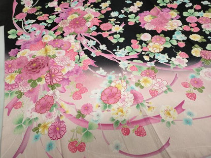 平和屋着物●豪華振袖 草花文 苺 暈し染め 黒地 金彩 正絹 逸品 DABF1450ud