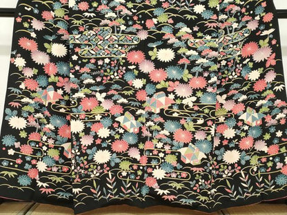 平和屋着物●訪問着　風景草花文　黒地　鬼しぼ縮緬　正絹　逸品　DABF1457ud