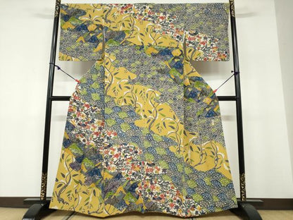 平和屋着物●江戸紅型 五味桂子 訪問着 型染め 花鳥文 鬼しぼ縮緬 正絹 逸品 DABF1459ud