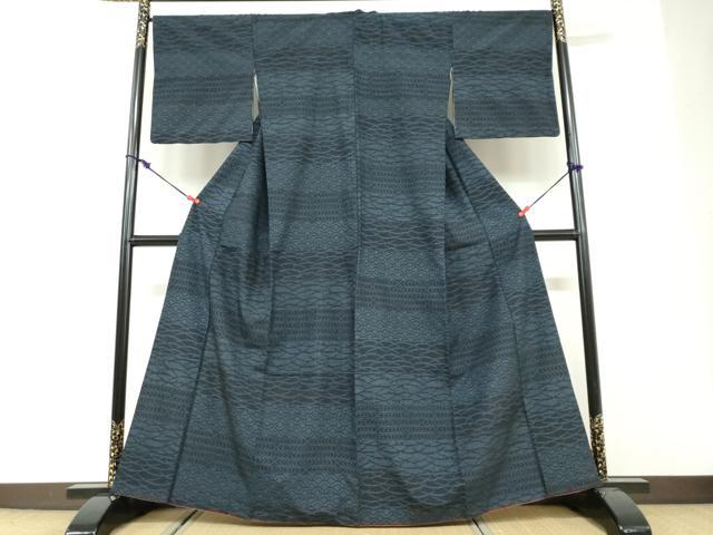 平和屋着物●上質な紬　100亀甲　流水文　正絹　逸品　DABF1542ud