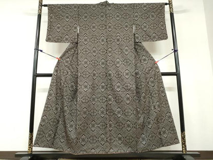 平和屋着物●本場大島紬　7マルキ　花菱文　正絹　逸品　DABF1545ud