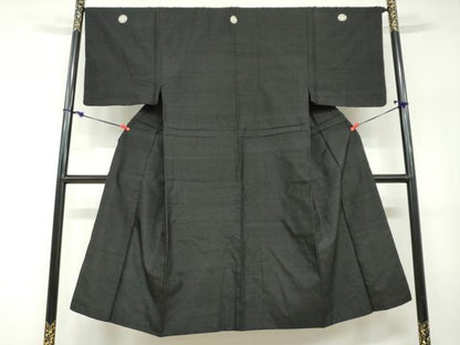 平和屋着物●男性　黒紋付　紬地　正絹　逸品　DABF1594ud