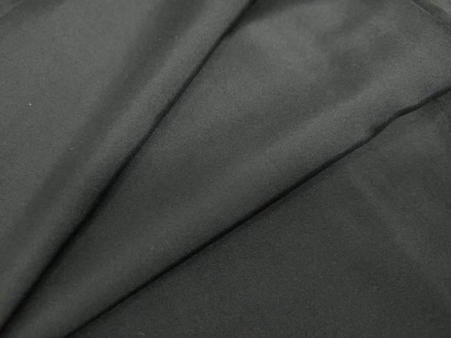 平和屋着物●男性　黒紋付　羽織セット　羽裏：花鳥絵皿文　正絹　逸品　DABF1714ud