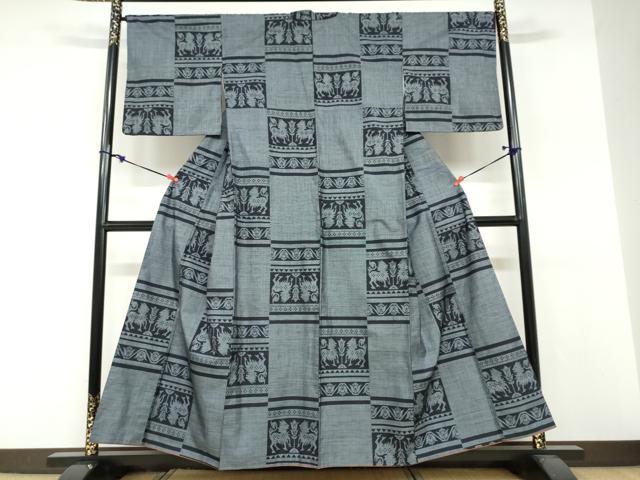 平和屋着物●本場大島紬　9マルキ　鳥獣文　正絹　逸品　DABF1725ud