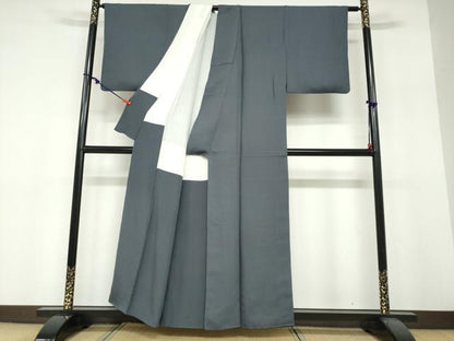 平和屋着物●上質な色無地　紗綾型地紋　羊羹色　正絹　逸品　DABF1736ud
