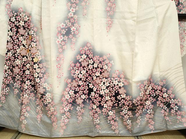 平和屋着物●豪華振袖　駒刺繍　枝垂れ桜文　金彩　銀通し地　正絹　逸品　DABF1764ud