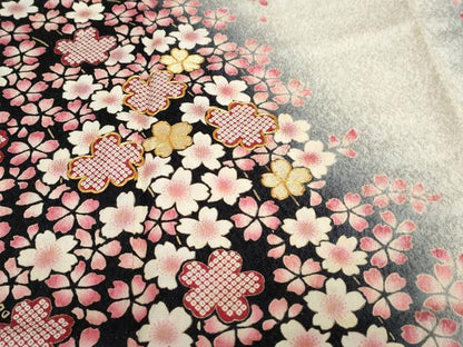 平和屋着物●豪華振袖　駒刺繍　枝垂れ桜文　金彩　銀通し地　正絹　逸品　DABF1764ud