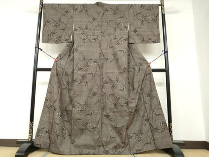 平和屋着物●本場大島紬　7マルキ　草花文　正絹　逸品　DABF1768ud