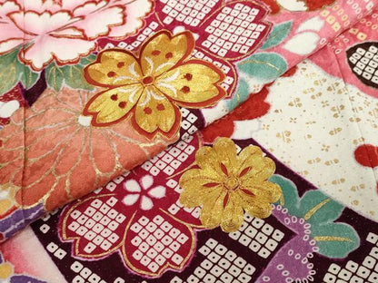 平和屋着物●豪華振袖　駒刺繍　雪輪草花文　暈し染め　金彩　銀通し地　正絹　逸品　DABF1904ud