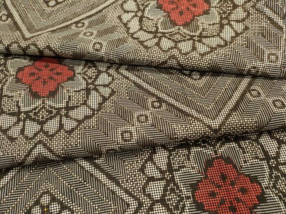平和屋着物●本場大島紬　龍郷絣　7マルキ　花菱文　正絹　逸品　DABF2271fe
