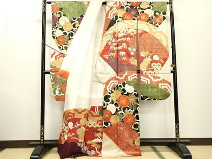 平和屋着物●豪華振袖　駒刺繍　吉祥菊唐草松文　金彩　金通し地　正絹　逸品　DABF2282fe