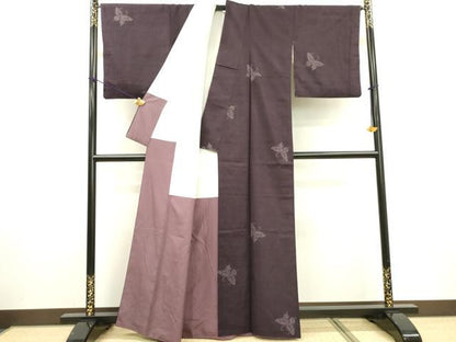 平和屋着物●結城紬　100亀甲　飛び亀甲柄　舞蝶文　正絹　逸品　DABF2298fe