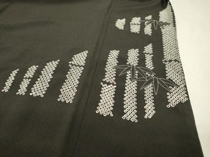 平和屋着物▼豪華黒留袖　駒刺繍　笹竹文　金糸　正絹　逸品　DABF2397fe