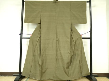 平和屋着物■上質な紬　草色　正絹　逸品　DABF3068op