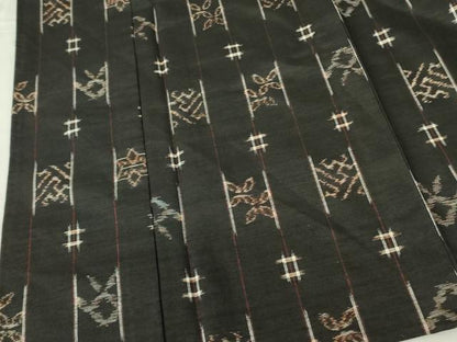 平和屋着物▽上質な紬 　単衣　絣花間道　黒地　正絹　逸品　未使用　DABF3164op