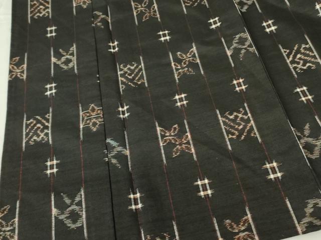 平和屋着物▽上質な紬 　単衣　絣花間道　黒地　正絹　逸品　未使用　DABF3164op