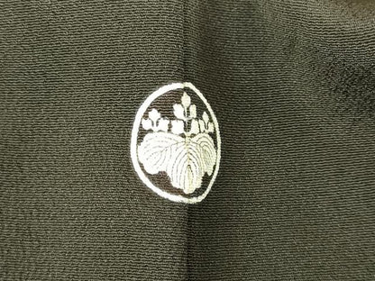 平和屋着物▼豪華黒留袖 総刺繍 尾長鳥 松葉文 金銀糸 正絹 逸品 DABF3275op