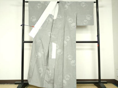 平和屋着物▽上質な紬　単衣　雪輪舞蝶文　正絹　逸品　DABF3312op