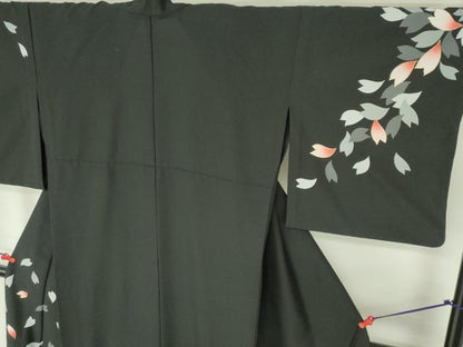 平和屋着物▽訪問着　単衣　舞桜　黒地　金彩　洗える着物　DABF3348op