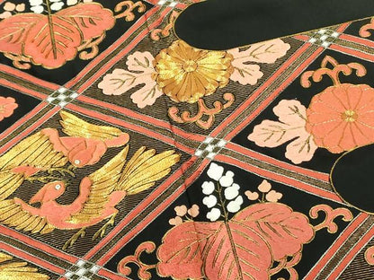 平和屋着物▼豪華黒留袖　駒刺繍　総刺繍　花鳥菱文　金糸　正絹　逸品　DABF3383op