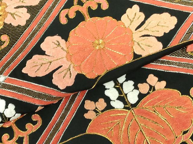 平和屋着物▼豪華黒留袖　駒刺繍　総刺繍　花鳥菱文　金糸　正絹　逸品　DABF3383op