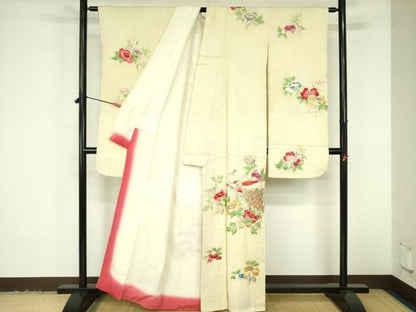 平和屋着物▼豪華振袖　駒刺繍　総刺繍　絞り　孔雀花文　金銀糸　正絹　逸品　DABF3398op
