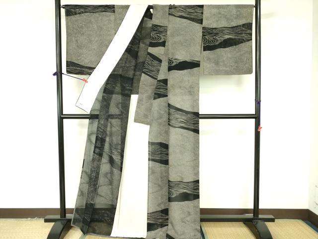 平和屋着物＊夏物　小紋　絽　立波文　黒地　三越扱い　正絹　逸品　DABF3491op