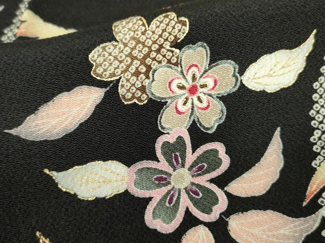 平和屋着物●上質な小紋　枝桜文　黒地　金彩　鬼しぼ縮緬　正絹　逸品　DABF3645op